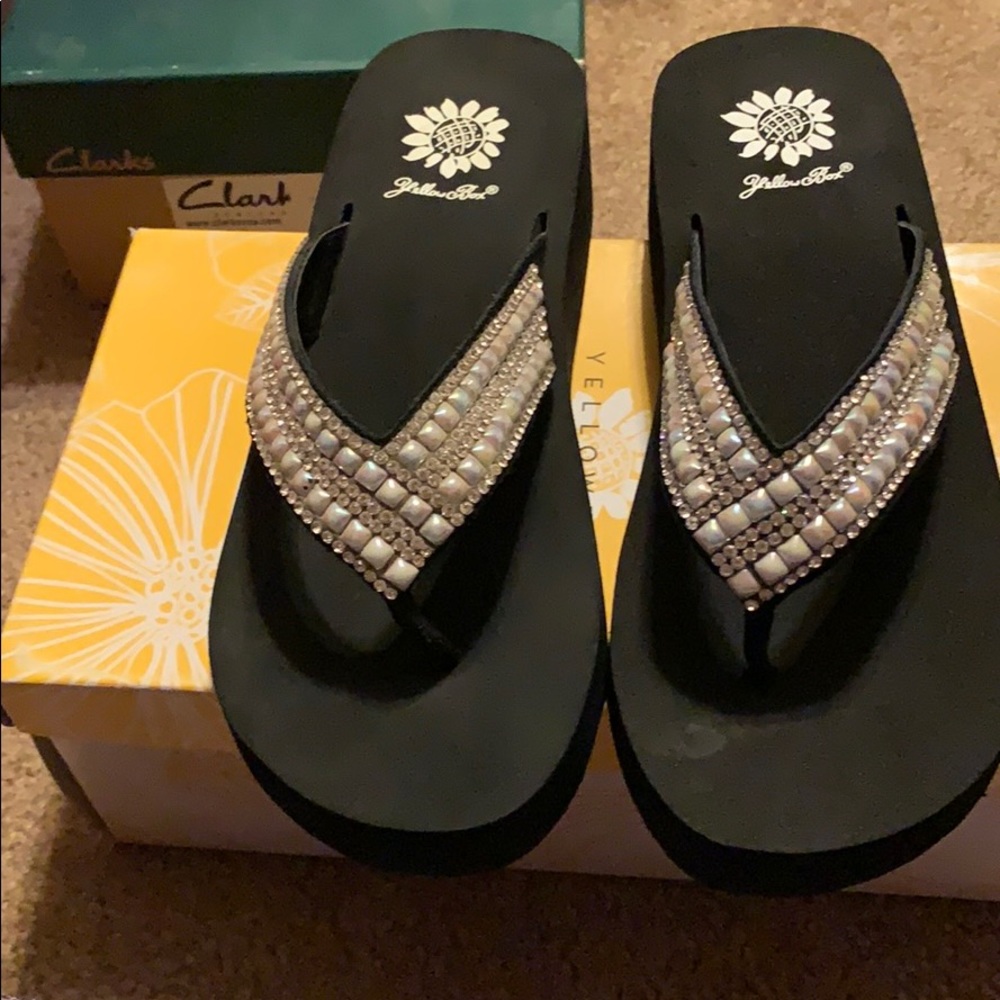 Flip flops